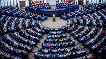 أوروبا تمنع دبلوماسيي إيران من دخول برلمانها اسنادا للمحتجين الذين تطمئنهم بالاعتماد عليها