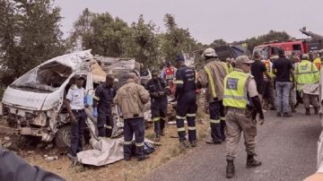 جنوب إفريقيا: وفـ.اة 13 طفلا على الأقل في اصطدام حافلة مدرسية بشاحنة جنوب إفريقيا: وفـ.اة 13 طفلا على الأقل في اصطدام حافلة مدرسية بشاحنة