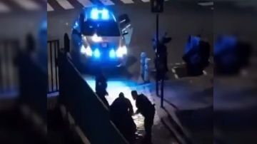 فرنسا.. مقتل مهاجر موريتاني أثناء احتجازه يفجر الاوضاع في باريس فرنسا.. مقتل مهاجر موريتاني أثناء احتجازه يفجر الاوضاع في باريس