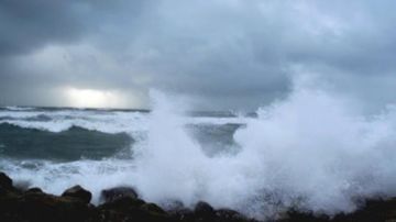 طقس اليوم: أمطار ورياح قوية نسبيا قرب السواحل طقس اليوم: أمطار ورياح قوية نسبيا قرب السواحل
