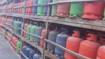 القيروان : الاضطراب في التوزيع والمضاربة والاحتكار وراء أزمة قوارير الغاز المنزلي القيروان : الاضطراب في التوزيع والمضاربة والاحتكار وراء أزمة قوارير الغاز المنزلي