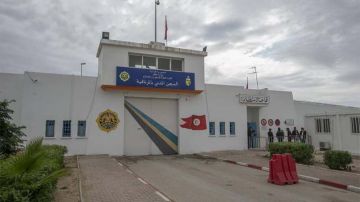 ابتدائية تونس تنظر في قضية فرار 5 مساجين إرهابيين من سجن المرناقية