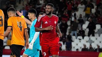 فراس شواط يفتتح عداد أهدافه مع الأهلي بنغازي ويحتفل بانتصار فريقه