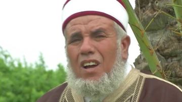 سوسة: عزل إمام جامع بسبب تبليغه عن ملف فساد سوسة: عزل إمام جامع بسبب تبليغه عن ملف فساد