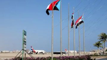 انفجارات تهز عدن.. والحوثيون يتبنون استهداف موقعين انفجارات تهز عدن.. والحوثيون يتبنون استهداف موقعين