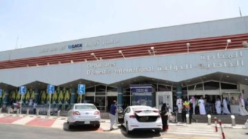 السعودية.. 3 قتلى و 36 مصابا في هجومين استهدفا مطاري أبها والرياض