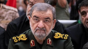 رضائي.. لن تنقل ذرة واحدة من اليورانيوم المخصب إلى خارج إيران رضائي.. لن تنقل ذرة واحدة من اليورانيوم المخصب إلى خارج إيران