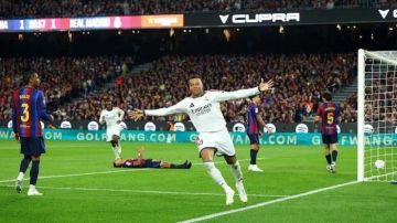 ريال مدريد يخطف فوزًا مثيرًا من برشلونة