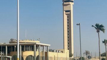 السعودية: مقت..ل 3 اشخاص في اعتداءين استهدفا مطار الملك خالد السعودية: مقت..ل 3 اشخاص في اعتداءين استهدفا مطار الملك خالد