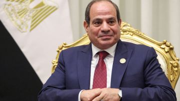السيسي يطلب تفويضا برلمانيا لحماية السعودية ودعم الخليج السيسي يطلب تفويضا برلمانيا لحماية السعودية ودعم الخليج