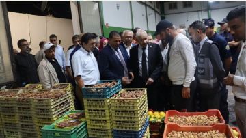 وزير التجارة يدعو إلى مزيد ترشيد مستويات الأسعار وزير التجارة يدعو إلى مزيد ترشيد مستويات الأسعار