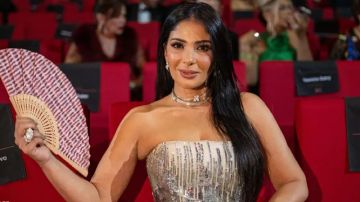 الممثلة منى زكي تكشف المرض الذي عرقل حملها الممثلة منى زكي تكشف المرض الذي عرقل حملها