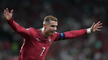 رونالدو.. أنا اللاعب الأعظم في التاريخ ونقطة على السطر!