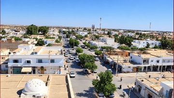 بعد أيام من تعطل الدروس ببئر علي بن خليفة.. استئناف الدراسة غدا والتزام بتسوية وضعيات العملة