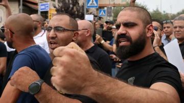 تحاليل الشروق ارهابيون حين يقاومون.. وحين يمارسون السياسة ... عرب إسرائيل .. في عاصفة نتنياهو ! تحاليل الشروق ارهابيون حين يقاومون.. وحين يمارسون السياسة ... عرب إسرائيل .. في عاصفة نتنياهو !