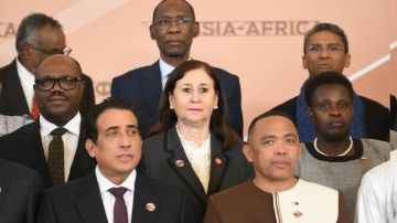 رئيسة الحكومة تصل إلى قصر الكرملين للمشاركة في أشغال القمة الروسية الأفريقية الثالثة رئيسة الحكومة تصل إلى قصر الكرملين للمشاركة في أشغال القمة الروسية الأفريقية الثالثة
