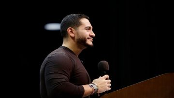 السيد يصف ترامب بـ الأحمق ويتهمه بالافتقار إلى التفكير الاستراتيجي السيد يصف ترامب بـ الأحمق ويتهمه بالافتقار إلى التفكير الاستراتيجي