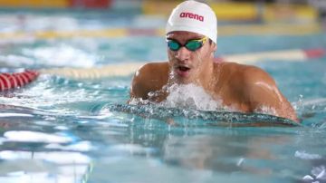 رئيسة جامعة السباحة: أطراف تونسية وراء تحويل وجهة السباح رامي الرحموني الى السعودية رئيسة جامعة السباحة: أطراف تونسية وراء تحويل وجهة السباح رامي الرحموني الى السعودية