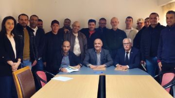 كرة اليد.. مخرجات الاجتماع بين الحكام ورئيس الجامعة كرة اليد.. مخرجات الاجتماع بين الحكام ورئيس الجامعة