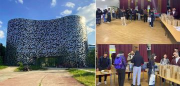 سفير تونس بفرنسا في زيارته لمقر دار تونس يطلع على ظروف إقامة الطلبة و يستمع إليهم سفير تونس بفرنسا في زيارته لمقر دار تونس يطلع على ظروف إقامة الطلبة و يستمع إليهم