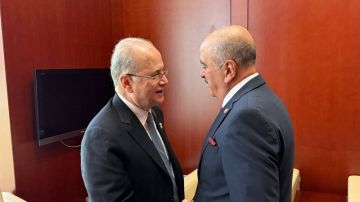 وزير الخارجية يلتقي في أثيوبيا رئيس الوزراء الفلسطينــ..ـــي ومسؤولين إفريقيين