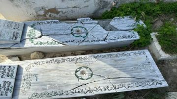 تعرض بعض القبور بمقبرة الجلاز الى التهشيم 