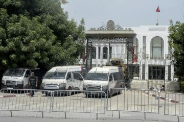 تونس.. إيقاف نائب سابق تنفيذا لحكم صادر في حقه سابقا تونس.. إيقاف نائب سابق تنفيذا لحكم صادر في حقه سابقا