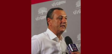 وسام الصغير يطمئن المعتقل عصام الشابي الغائب الحاضر في مؤتمر الجمهوري وسام الصغير يطمئن المعتقل عصام الشابي الغائب الحاضر في مؤتمر الجمهوري