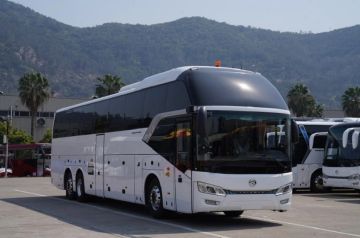 أكبر صفقة في شمال إفريقيا.. وصول أول شحنة حافلات غولدن دراغون الصينية إلى تونس