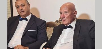 عميد المحامين في زيارة تضامنية مع زملائه المسجونين و مناضلي الرأي