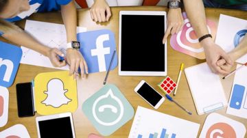 منظمة حماية أطفال المتوسط تدعو إلى حظر وسائل التواصل الاجتماعي عن الاطفال دون الـ15 سنة