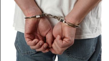 تنفيذا لحكم عسكري ضده ...إيقـاف النــائــــب بالبرلمان المنــــحل عبد اللطيف العلوي