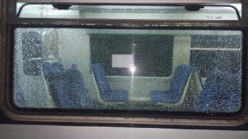 أحكام بالسجن على قصر اعتدوا على قطار الضاحية الجنوبية بالرشق بالحجارة