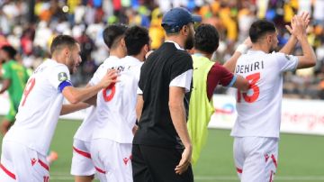 ربع نهائي كأس الكاف .. مانييما الكونغولي يفوز على اتحاد الجزائر ربع نهائي كأس الكاف .. مانييما الكونغولي يفوز على اتحاد الجزائر