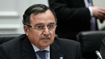 نبيل فهمي أمينا عاما للجامعة العربية خلفا لأبو الغيط