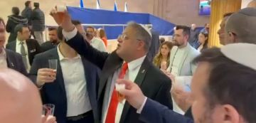 الأمم المتحدة لحقوق الإنسان تدعو اسرائيل لإلغاء قانون اعدام أسرى الفلسطينيين الأمم المتحدة لحقوق الإنسان تدعو اسرائيل لإلغاء قانون اعدام أسرى الفلسطينيين