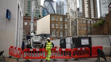 حرب إيران تهدد وظائف أكثر من 100 ألف بريطاني