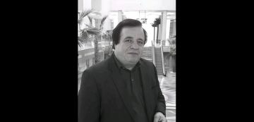 وزارة الثقافة تنعى الفنان المطرب وعازف الكمان أحمد داود وزارة الثقافة تنعى الفنان المطرب وعازف الكمان أحمد داود