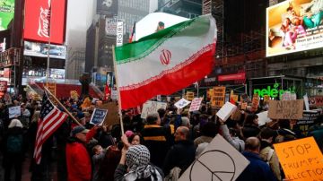 التصادم بين السلطة والشعب يدرك ذروته: أمريكا بين الانتقال الناعم والحرب الأهلية