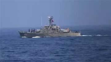 غرق سفينة تابعة للبحرية الإيرانية قبالة سريلانكا