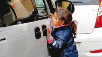 في شوارع صفاقس ... تفاقم ظاهرة تسول الأطفال.. والسلطة الجهوية تطلق مبادرة إنقاذ في شوارع صفاقس ... تفاقم ظاهرة تسول الأطفال.. والسلطة الجهوية تطلق مبادرة إنقاذ