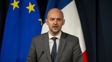 وزير خارجية فرنسا:مستعدون للمشاركة في الدفاع عن دول الخليج والأردن