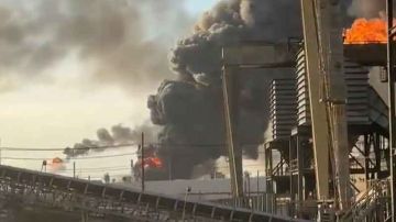 اندلاع حريق في مصفاة نفط بولاية تكساس الأميركية