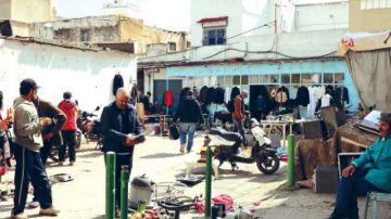 سوق سيدي عبد السلام .. المعالـم الأثرية مهملة والصناعات التقليدية اندثرت سوق سيدي عبد السلام .. المعالـم الأثرية مهملة والصناعات التقليدية اندثرت