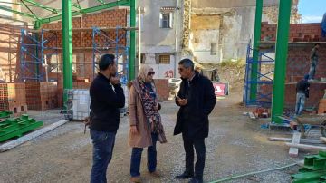 التسريع في مشروع سوق الصدقاوي محــور زيــارة والــي بنـــزرت التسريع في مشروع سوق الصدقاوي محــور زيــارة والــي بنـــزرت