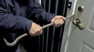 القيروان: سرقة مبلغ مالي ومصوغ بقيمة تفوق 300 ألف دينار من منزل