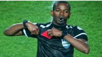 أول تحرك رسمي للأهلي المصري ضد حكم مباراته مع الترجي 