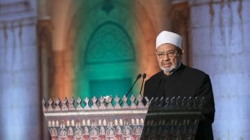  نمر بمحنة قاسية .. شيخ الأزهر يوجه نداء للعرب والمسلمين عشية عيد الفطر