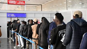 المنظمة الدولية للهجرة بتونس: عودة 97 مهاجرا إلى غينيا