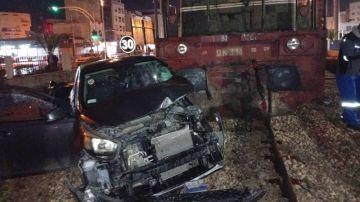 صفاقس.. اصطدام قطار نقل بضائع بسيارة